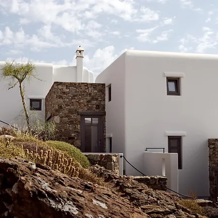 Semeli Coast Mykonos Curio Collection By Hilton Merchia Beach